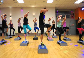 AEROBICS ZUMBA